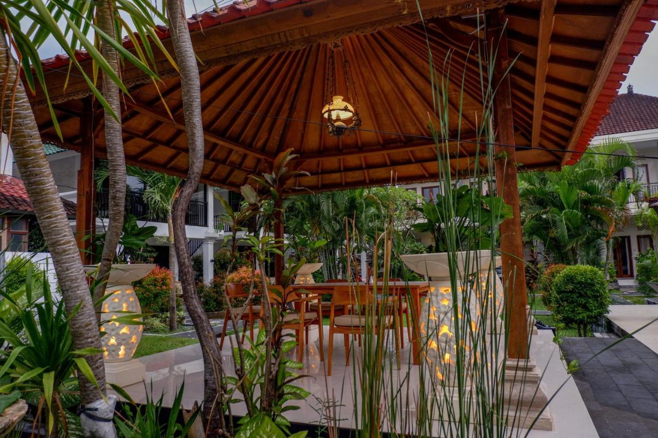 Puri Panca Jaya Hotel Seminyak Exterior foto