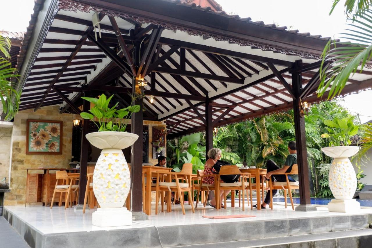 Puri Panca Jaya Hotel Seminyak Exterior foto