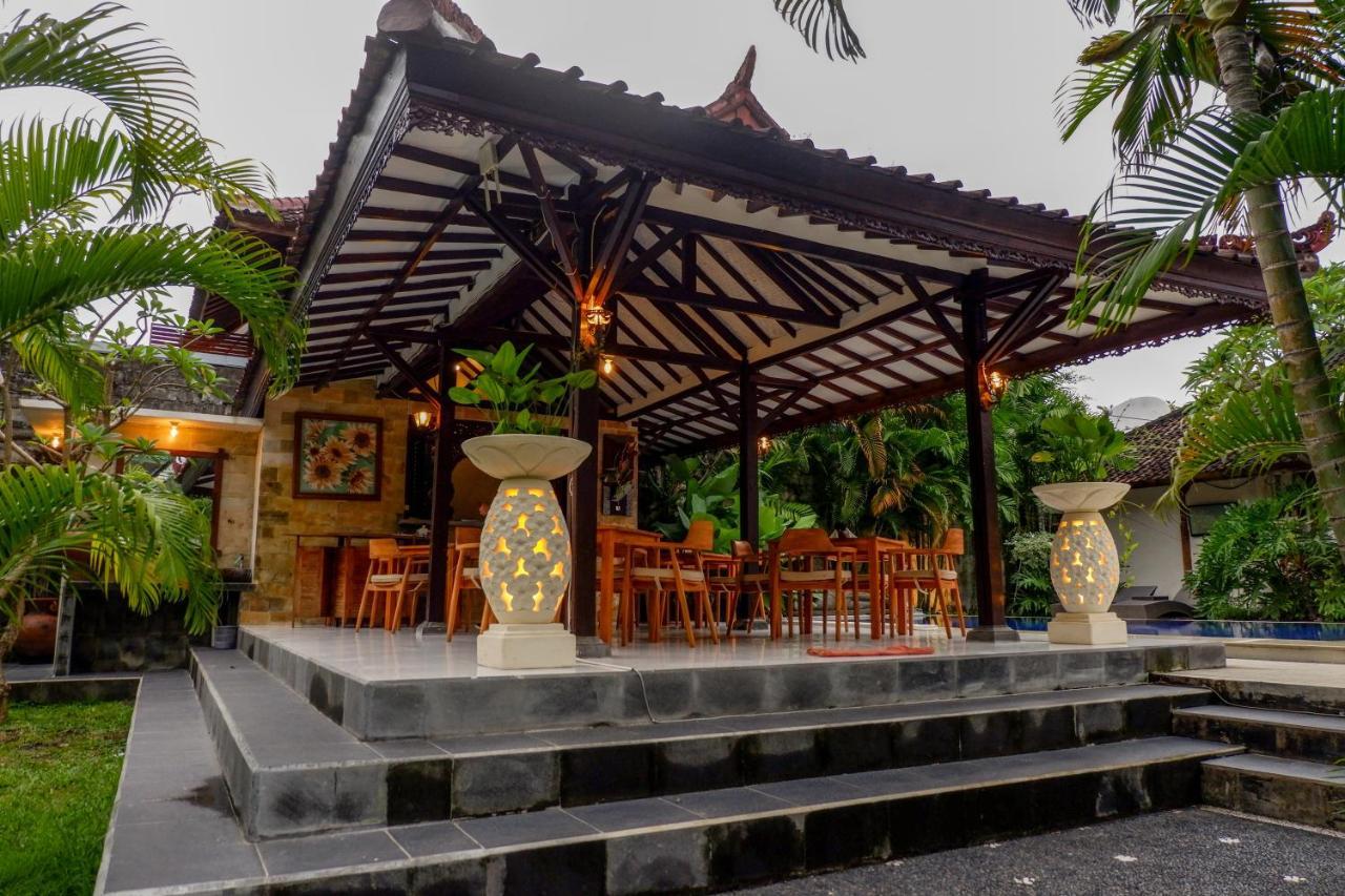 Puri Panca Jaya Hotel Seminyak Exterior foto
