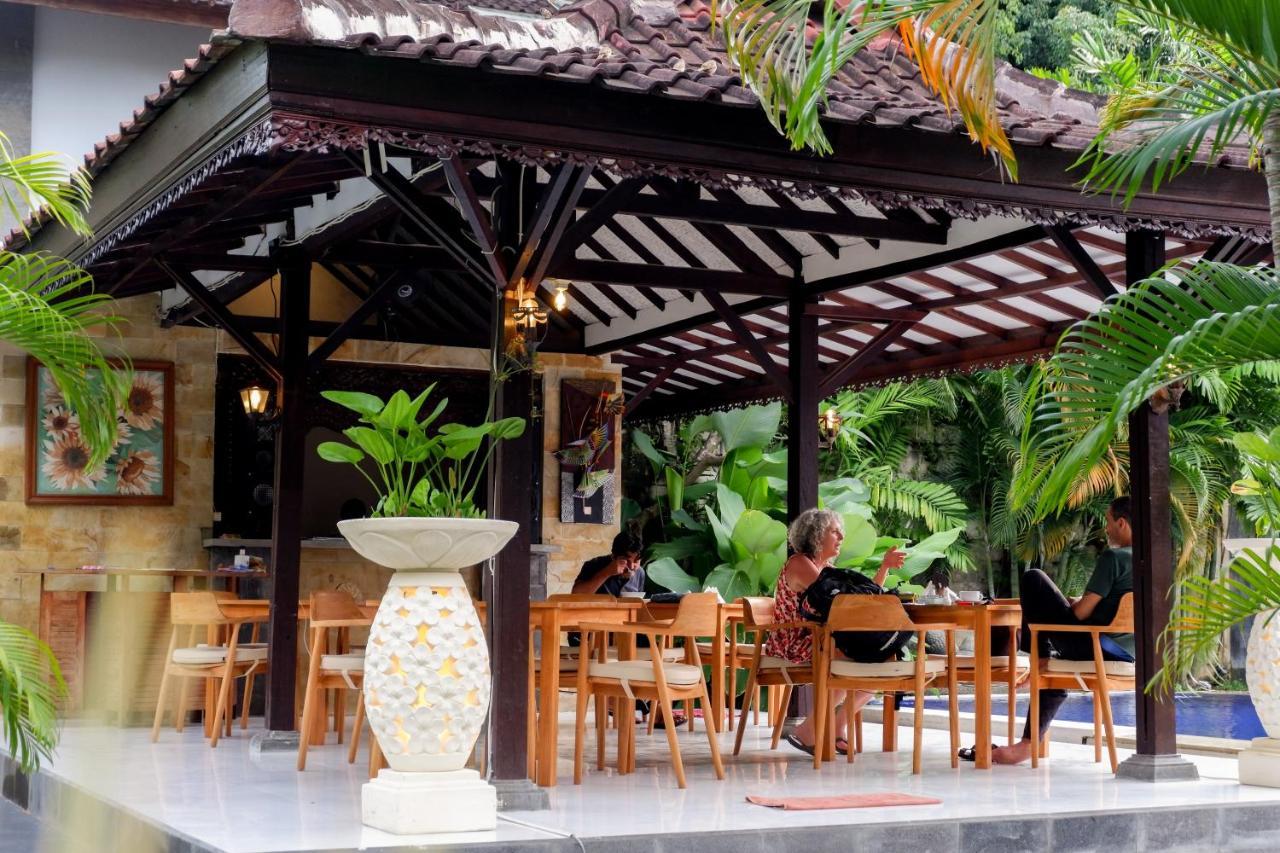Puri Panca Jaya Hotel Seminyak Exterior foto